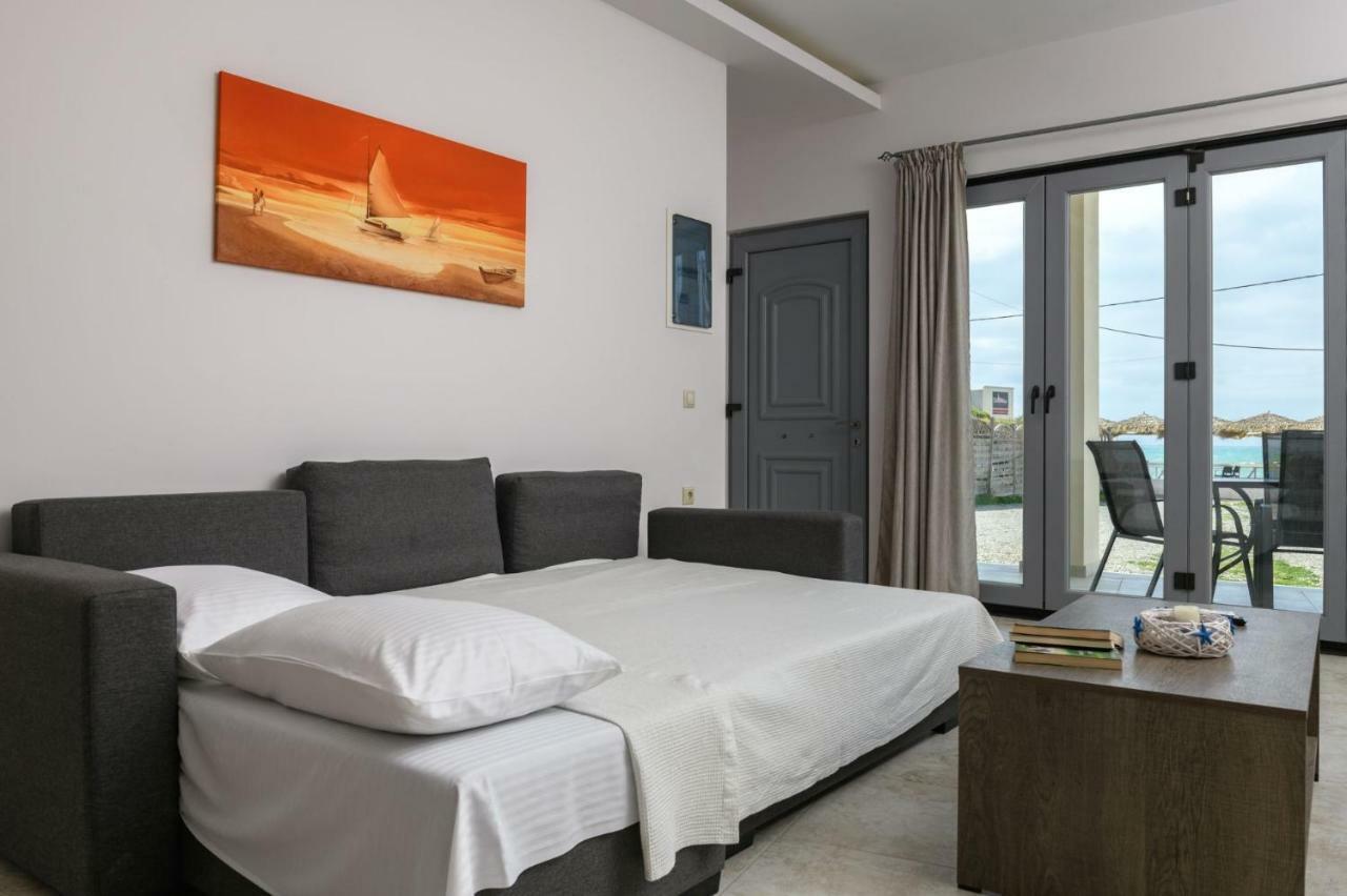 Coral Sea Apartment Kokkinos Pirgos Exterior photo