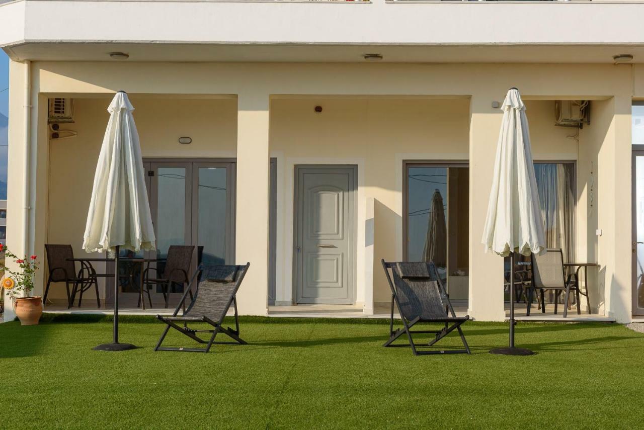 Coral Sea Apartment Kokkinos Pirgos Exterior photo